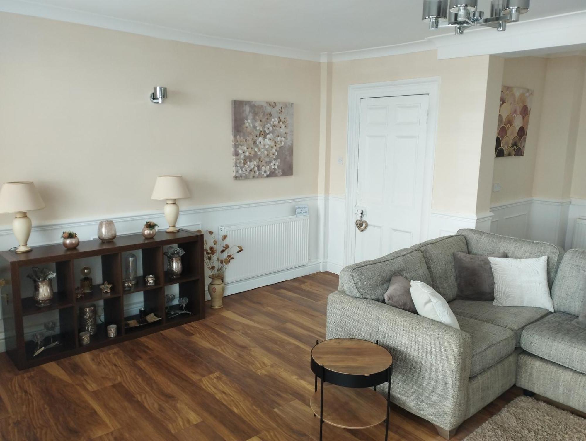 Waterfront Location, Balcony, Sea Views, Free Parking Milford Haven